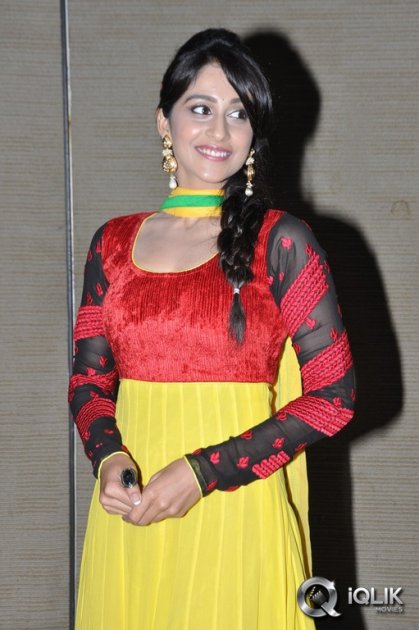 Regina-Cassandra-at-Love-You-Bangaram-Audio-Launch